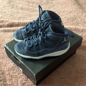 Kids Navy Blue Jordan’s
